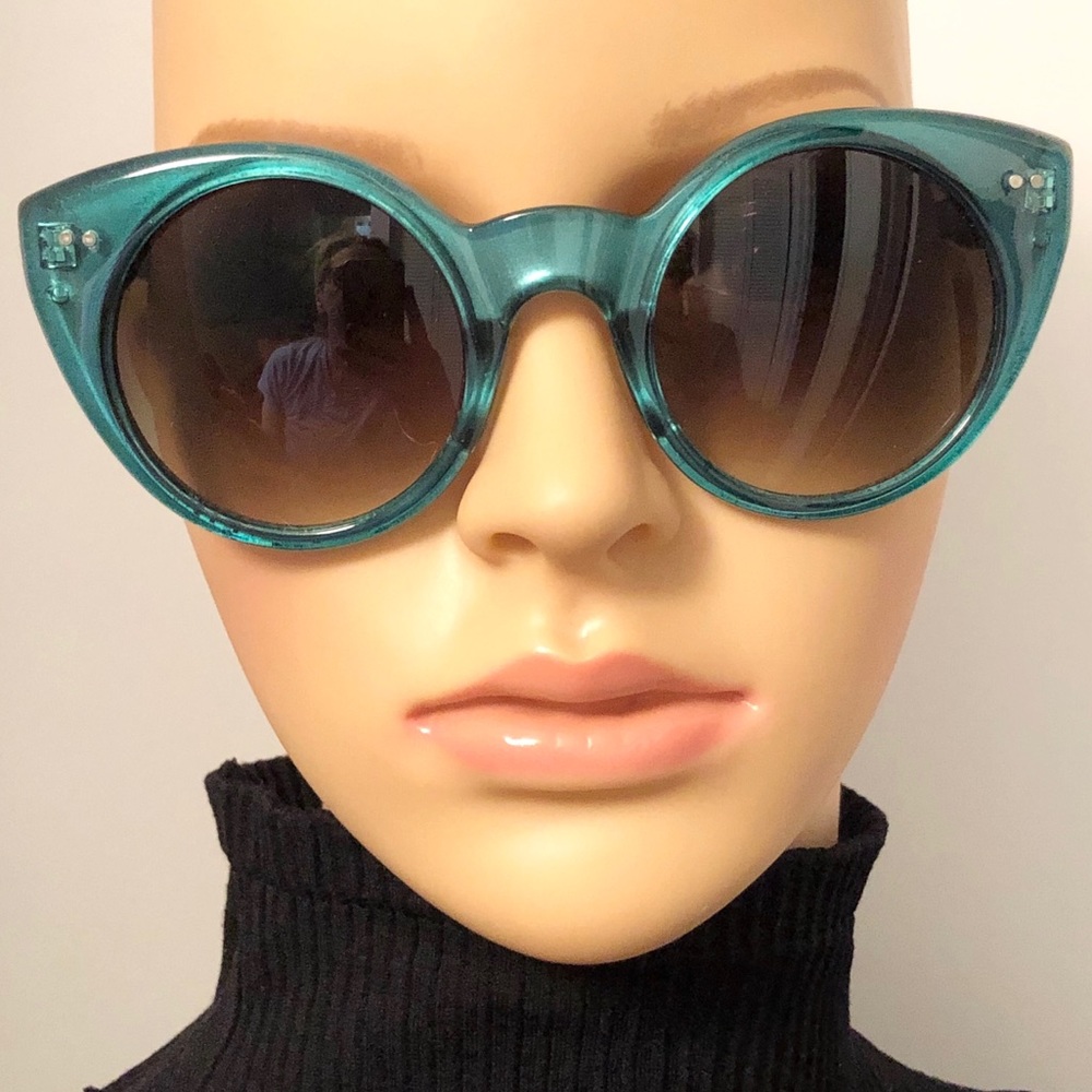 Stunning blue cat eye sunglasses